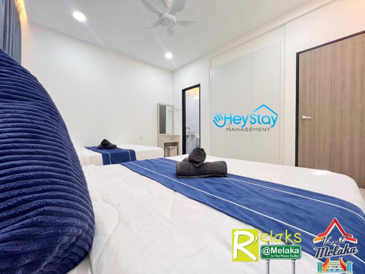 Novo 8 Residence Bachang By Heystay Management Kampong Tambak Extérieur photo