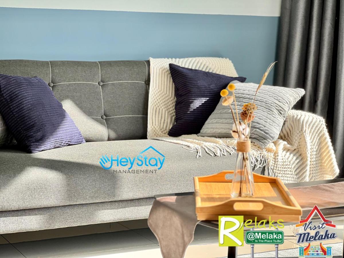 Novo 8 Residence Bachang By Heystay Management Kampong Tambak Extérieur photo