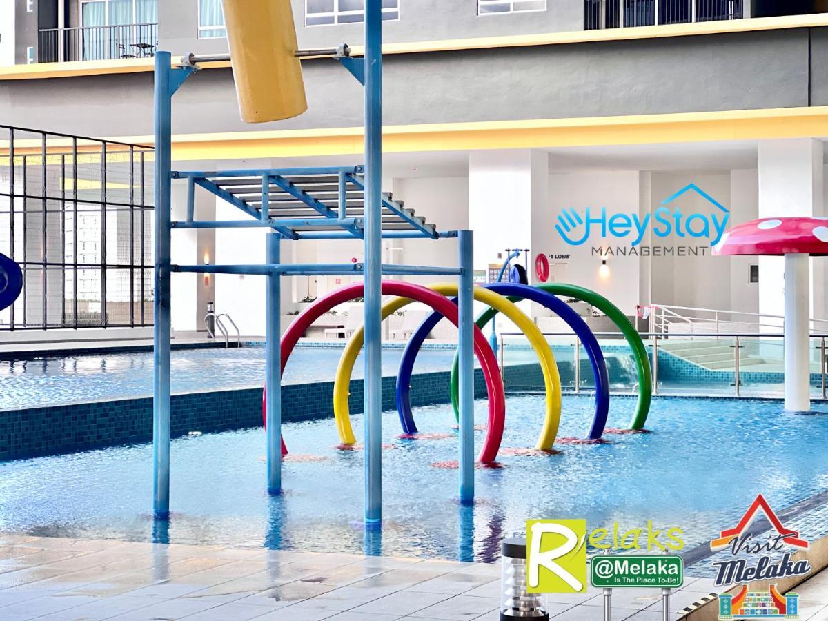 Novo 8 Residence Bachang By Heystay Management Kampong Tambak Extérieur photo