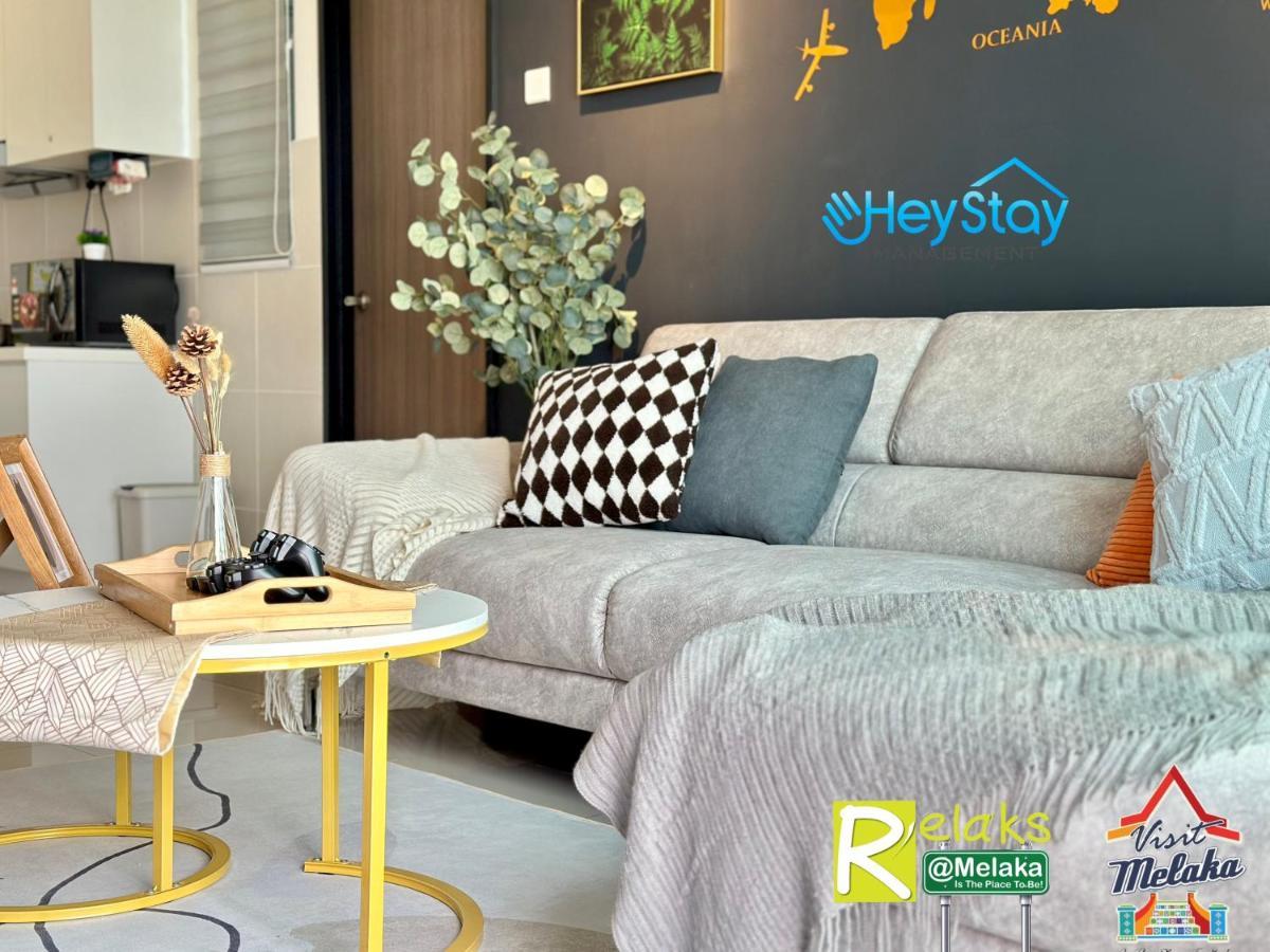 Novo 8 Residence Bachang By Heystay Management Kampong Tambak Extérieur photo