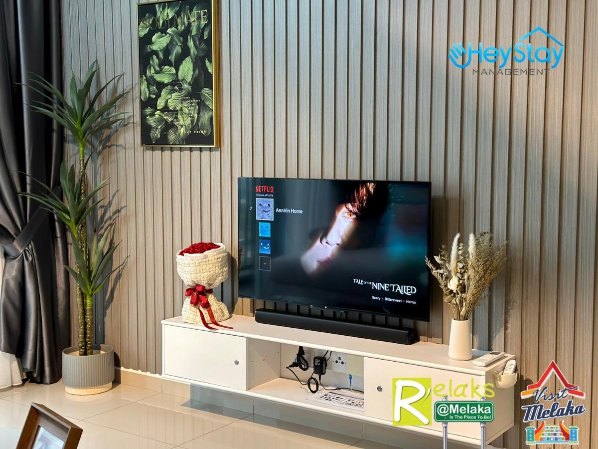 Novo 8 Residence Bachang By Heystay Management Kampong Tambak Extérieur photo