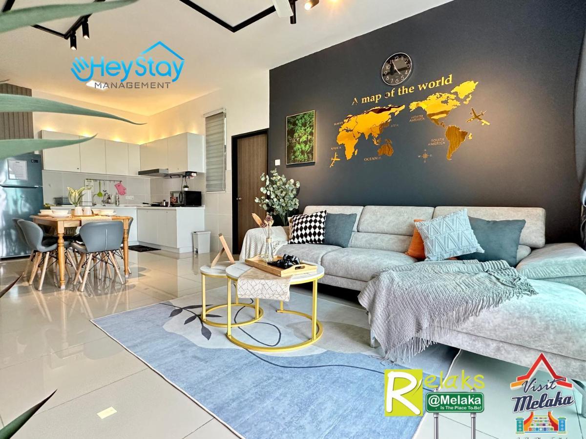 Novo 8 Residence Bachang By Heystay Management Kampong Tambak Extérieur photo